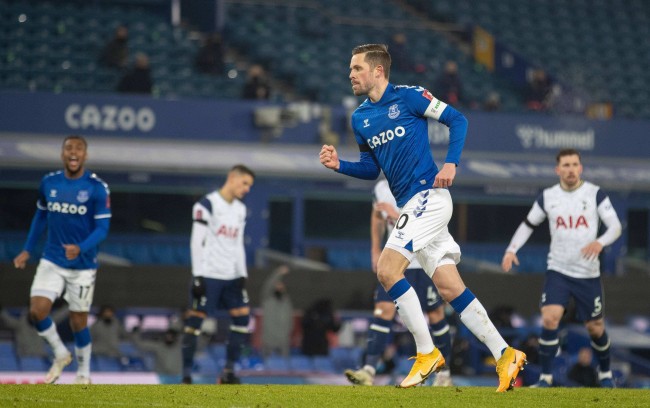 強的拼搏精 強的拼搏精